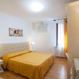 Albergo ai Tolentini,位于威尼斯的酒店
