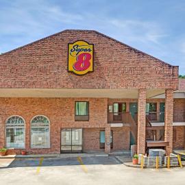 Super 8 by Wyndham Marietta/West/Atl Area，位于玛丽埃塔市的酒店