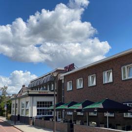 Hotel de Keizerskroon Amsterdam-Schiphol-Halfweg，位于哈尔夫韦赫的酒店