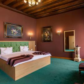 Hotel Am Ring，位于锡比乌的酒店