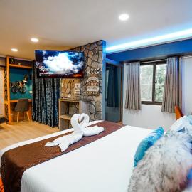 CLOCKWORKORANGE Luxury Suites，位于麦克坦的酒店