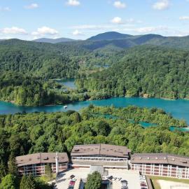 Hotel Jezero - Plitvice Lakes National Park,位于普利特维采湖的酒店