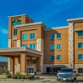 La Quinta by Wyndham Houston Humble Atascocita，位于亨博尔的酒店