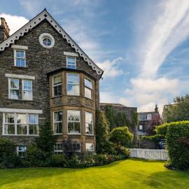 Wheatlands Lodge-Windermere - Award Winning - Adult Only - Free Car Park，位于温德米尔的酒店