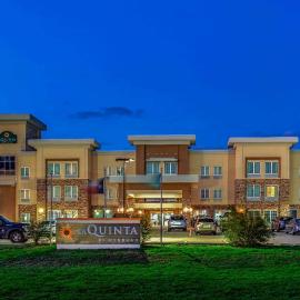 La Quinta by Wyndham Luling，位于Luling的酒店