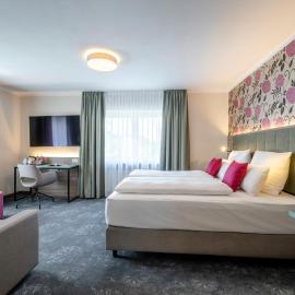 Boutique Hotel Erb München Parsdorf,位于帕尔斯多夫的酒店