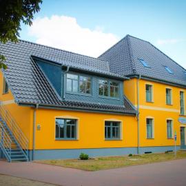 Gästehaus Burgblick，位于诺伊斯塔特-格莱韦的酒店