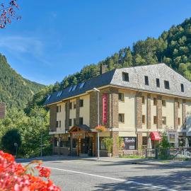 Hotel Palarine，位于厄茨的酒店