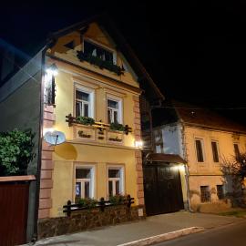 Casa cu Cerdac，位于锡吉什瓦拉的酒店
