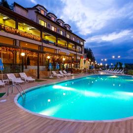 Spa Hotel Aspa Vila，位于巴尼亚的酒店