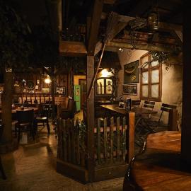 Restaurant & Pension Rüssel - Pub，位于桑格豪森的酒店