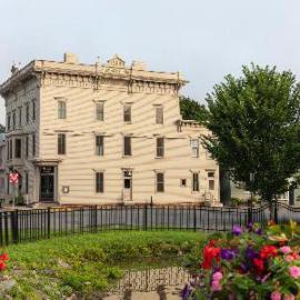 Stewart House Hotel，位于Athens的酒店