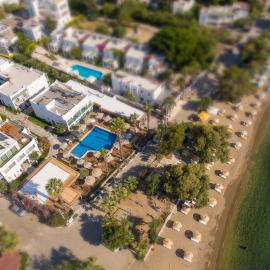 Yalıpark Beach Hotel,位于亚力卡瓦克的酒店