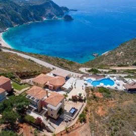 Petani Bay Hotel - Adults Only，位于Vovikes的酒店