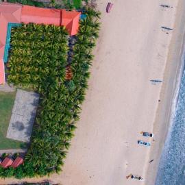 JKAB Beach Resort，位于亭可马里的酒店