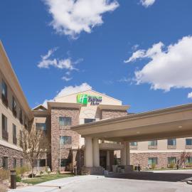 Holiday Inn Express and Suites Los Alamos Entrada Park by IHG，位于洛斯阿拉莫斯的酒店
