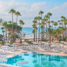 Hipotels Mediterraneo Club，位于萨科马的酒店