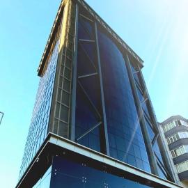 Le Luxe Suites Hotel，位于伯萨的酒店
