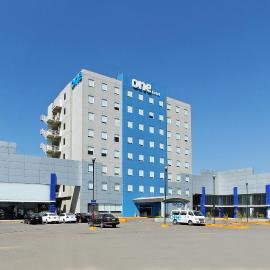 One Queretaro Aeropuerto，位于克雷塔罗的酒店