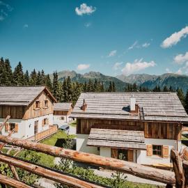 Almdorf Omlach, Fanningberg，位于Weisspriach的酒店
