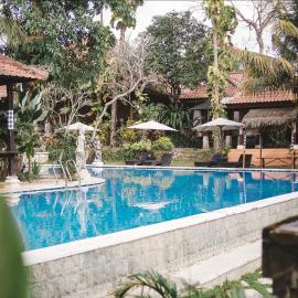 Ubud Hotel & Cottages，位于玛琅的酒店
