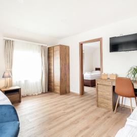 Hotel U Císaře，位于Mirošovice的酒店