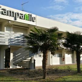 Campanile Lyon Nord - Ecully，位于伊居利的酒店