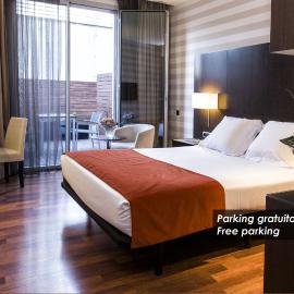Hotel Zenit Pamplona，位于科多维拉的酒店