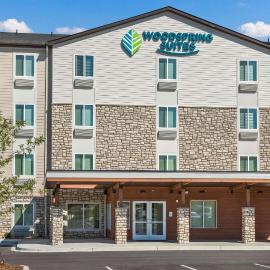 WoodSpring Suites Greenville Haywood Mall，位于格林维尔的酒店