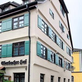 Hotel Eberbacher Hof,位于里斯河畔比伯拉赫的酒店