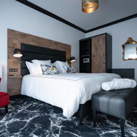 Hôtel du Barry Resort & Spa，位于Sauveterre的酒店