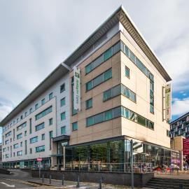 Holiday Inn Express Leeds City Centre - Armouries by IHG,位于利兹的酒店