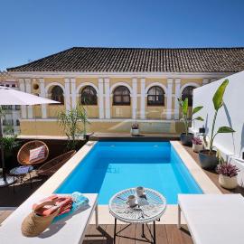 Sweet Sevilla Suites - Smart Hotel