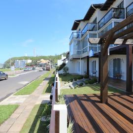 Pousada Praia Do Meio，位于托雷斯的酒店