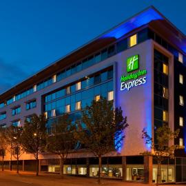 Holiday Inn Express Newcastle City Centre by IHG，位于泰恩河畔纽卡斯尔的酒店