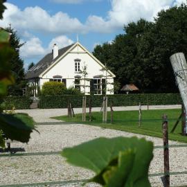 B&B Hofstede De Groote Laar，位于Spankeren的酒店
