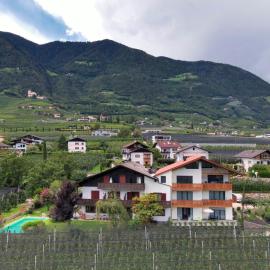 Pension Georgenhof，位于切尔梅斯的酒店