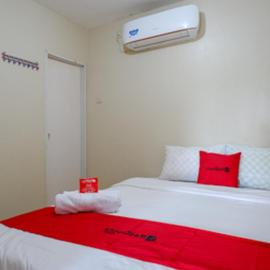 RedDoorz near RSUD Kudus，位于Kudus的酒店