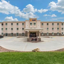 Comfort Inn & Suites Near Mt Rushmore，位于希尔城的酒店
