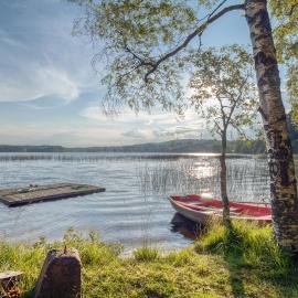 Lake cottage near Isaberg，位于Åsenhöga的酒店