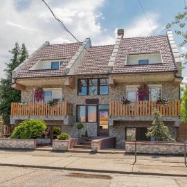 Fortuna Vendégház，位于基什孔豪洛什的酒店
