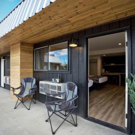 Outdoors Inn，位于桑德波因特的酒店