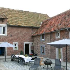 Hoeve Jadoul，位于Gingelom的酒店