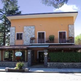 Hotel Alle Pendici，位于尼科洛西的酒店
