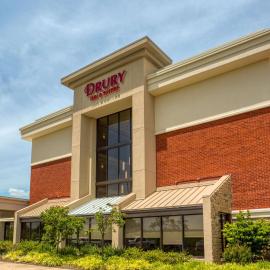 Drury Inn & Suites St. Louis - Fairview Heights，位于费尔维尤海茨的酒店