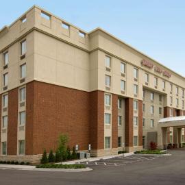 Drury Inn & Suites Middletown Franklin，位于米德尔敦的酒店