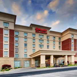 Drury Inn & Suites Findlay,位于芬德利的酒店