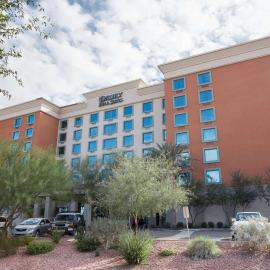 Drury Inn & Suites Phoenix Happy Valley，位于凤凰城的酒店