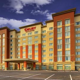 Drury Inn & Suites Columbus Polaris，位于哥伦布的酒店