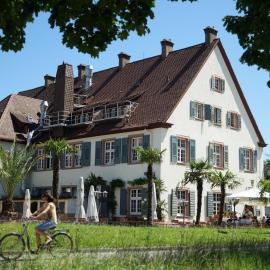 Hotel Gasthaus Schützen，位于弗莱堡的酒店